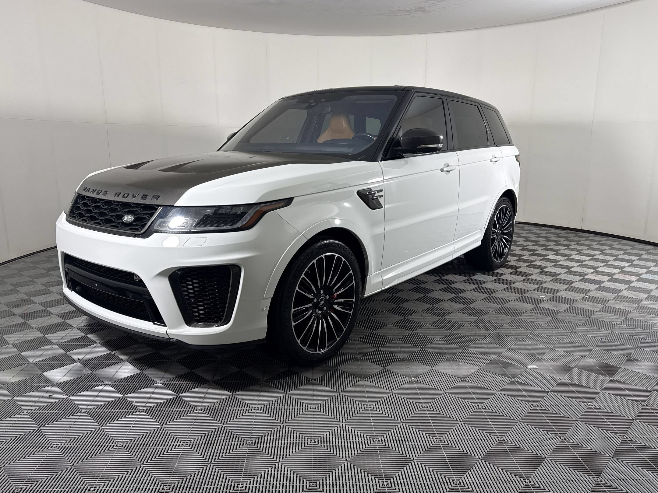 Used 2018 Land Rover Range Rover Sport SVR