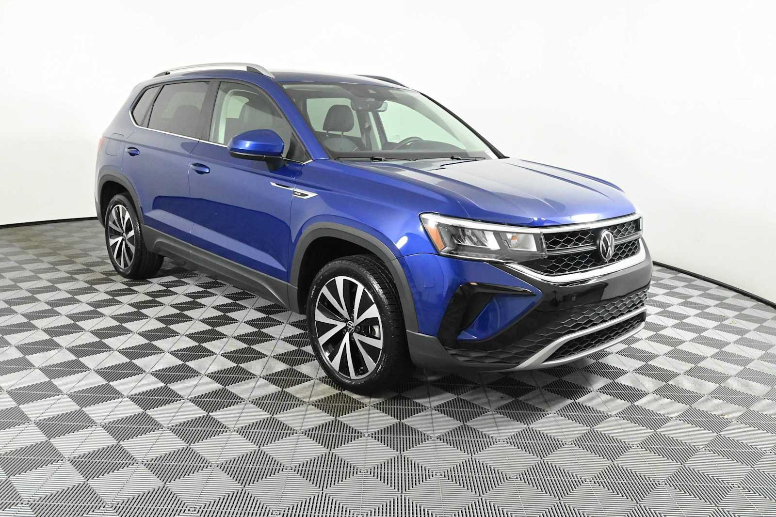 Certified 2023 Volkswagen Taos SE