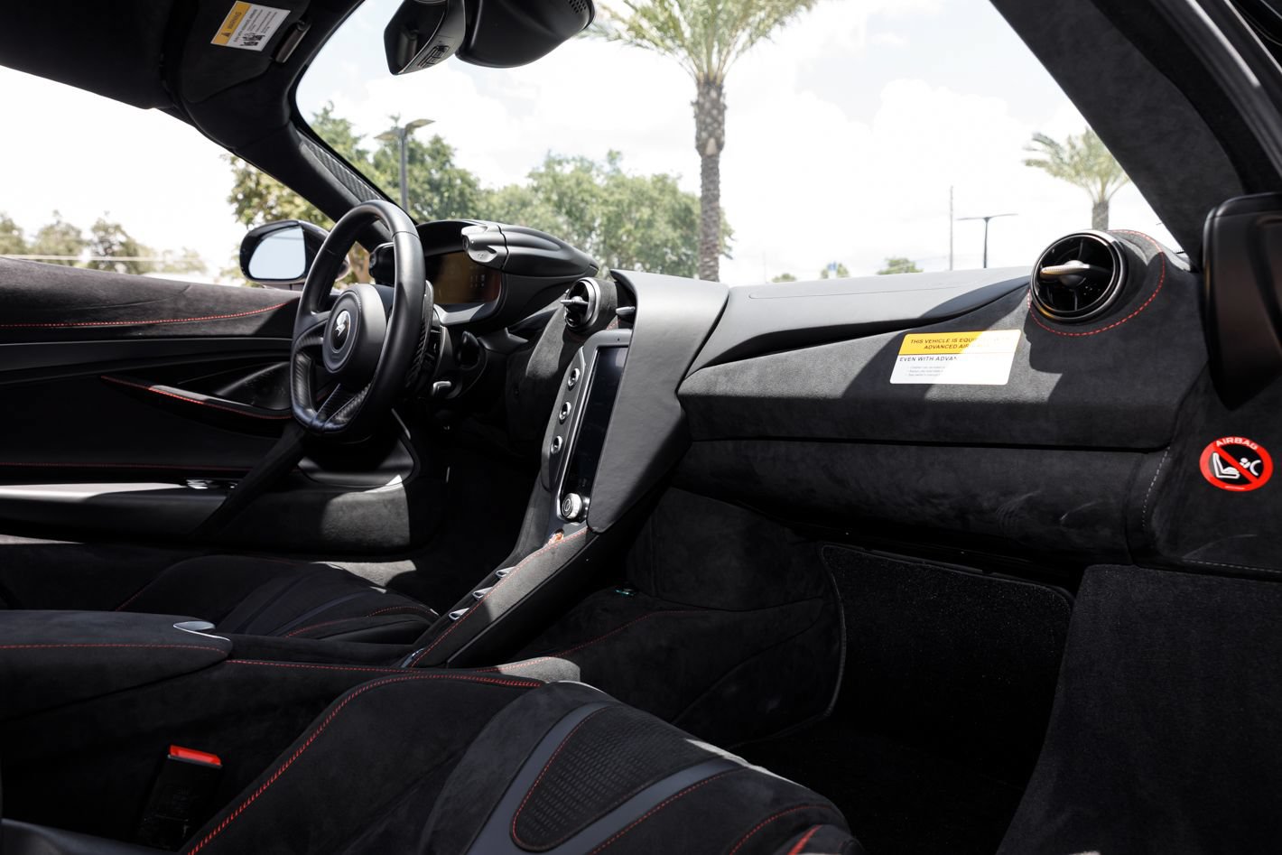 Used 2025 McLaren 750S photo 58