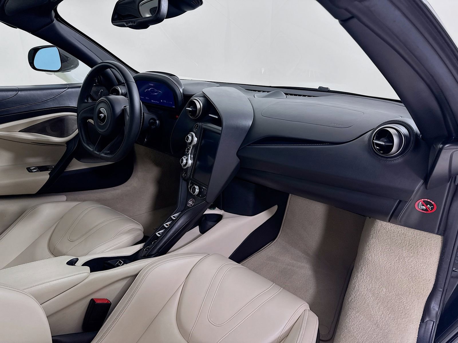 Used 2020 McLaren 720S Spider photo 24