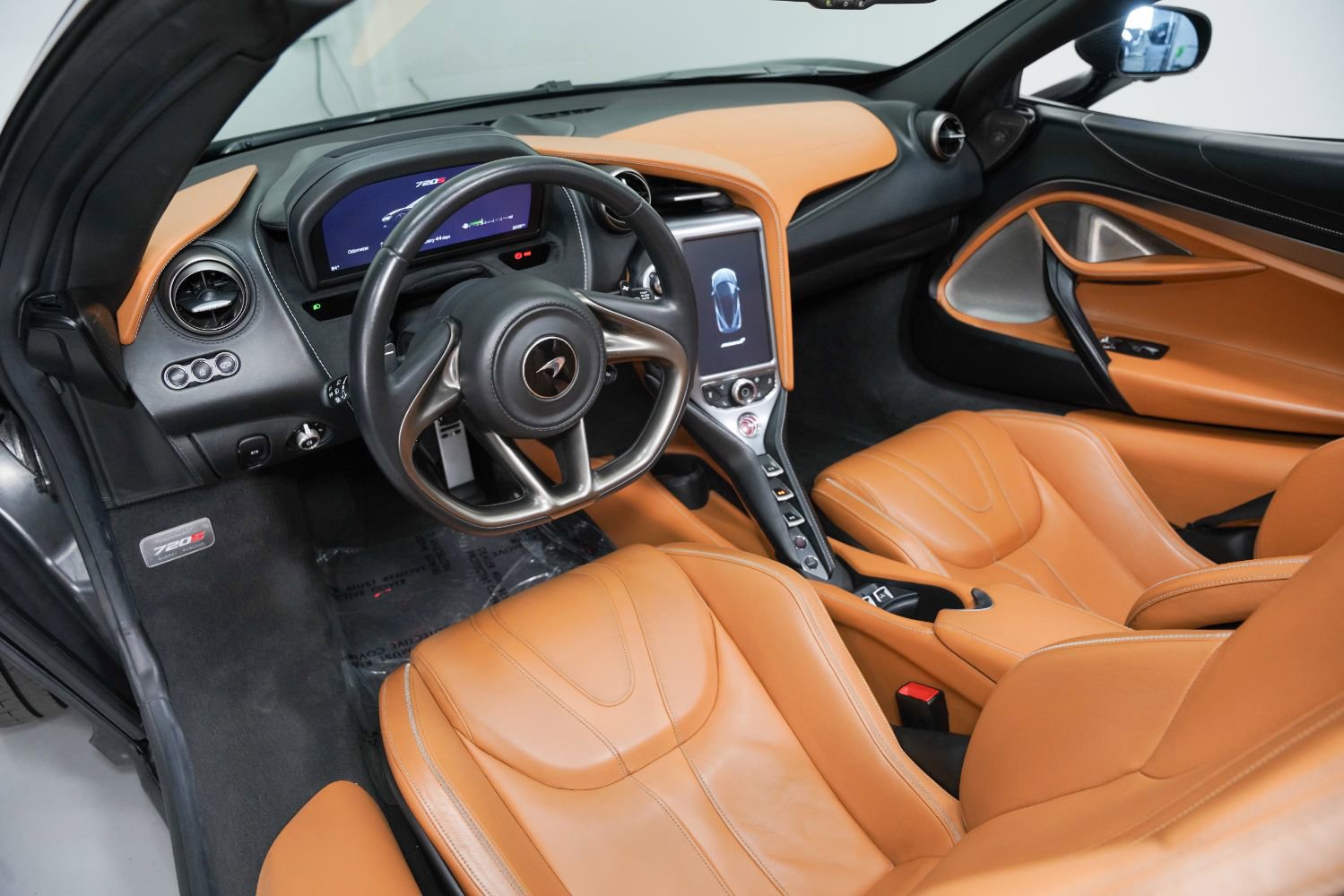 Used 2020 McLaren 720S Luxury photo 36
