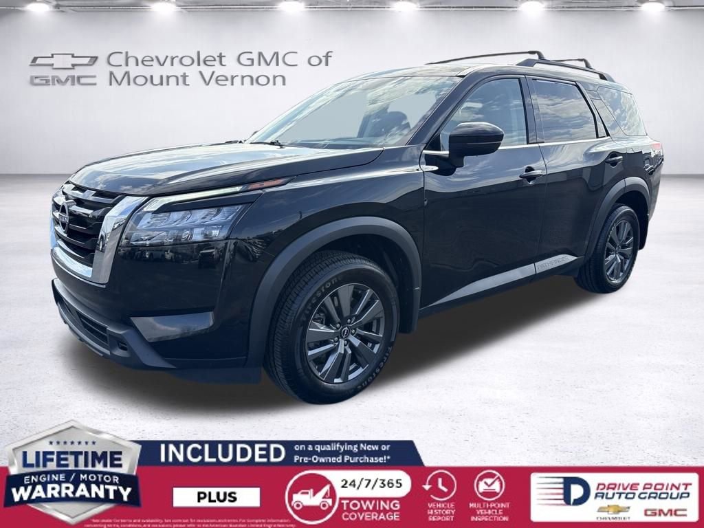 2023 Nissan Pathfinder SV