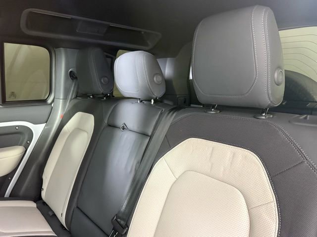 2023 Land Rover Defender 110 X-Dynamic SE