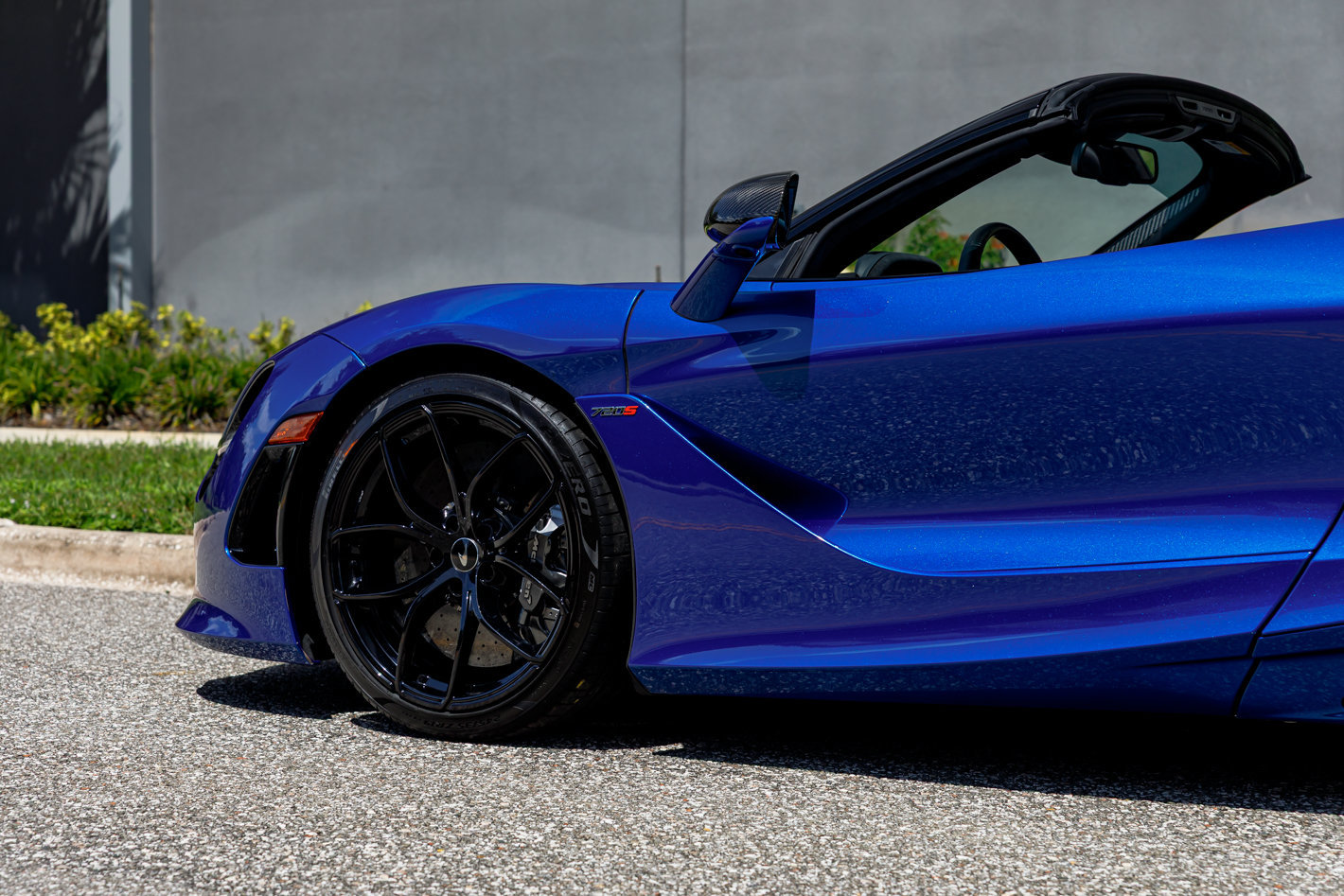 Used 2022 McLaren 720S Luxury photo 36