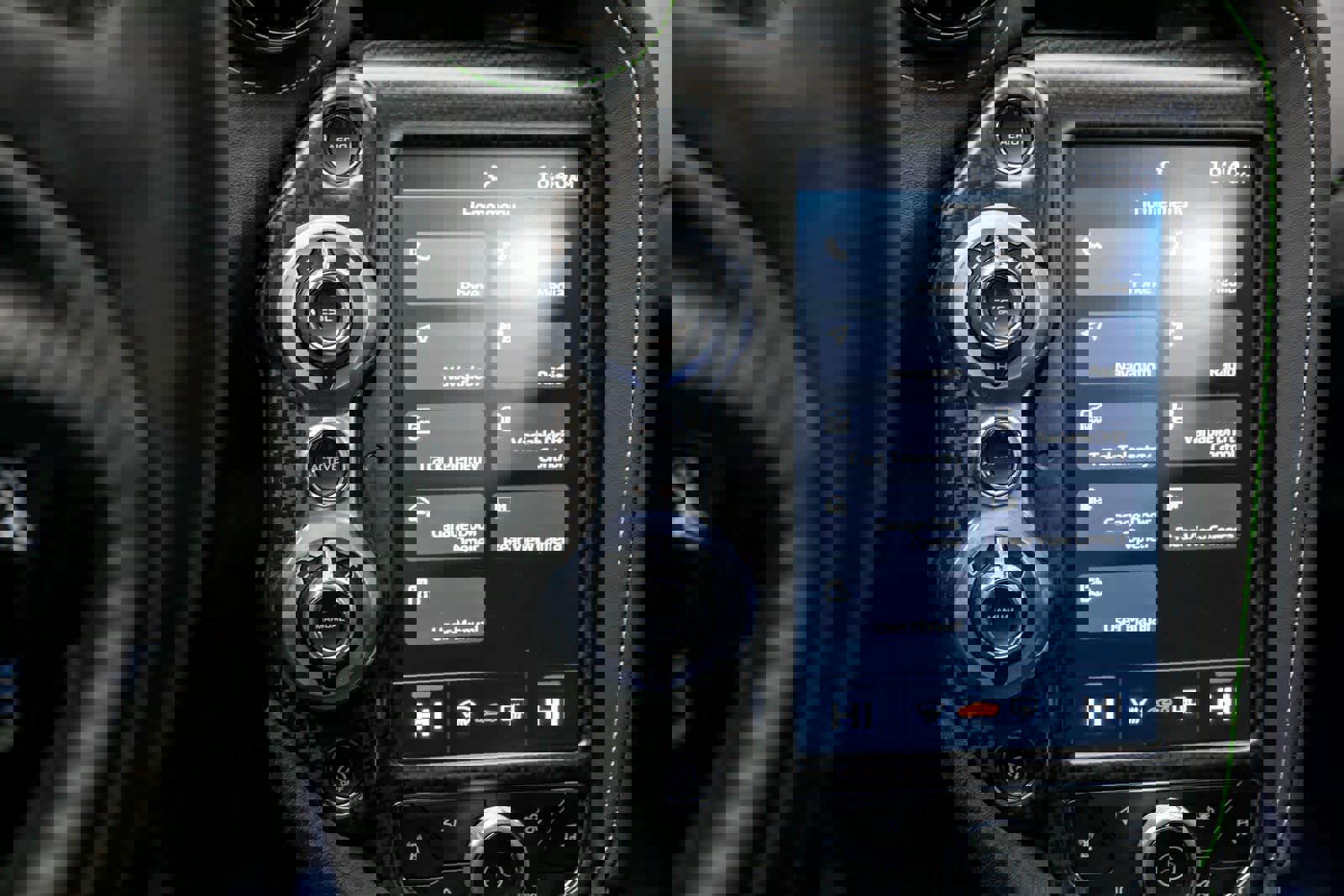 Used 2023 McLaren 720S Performance photo 33