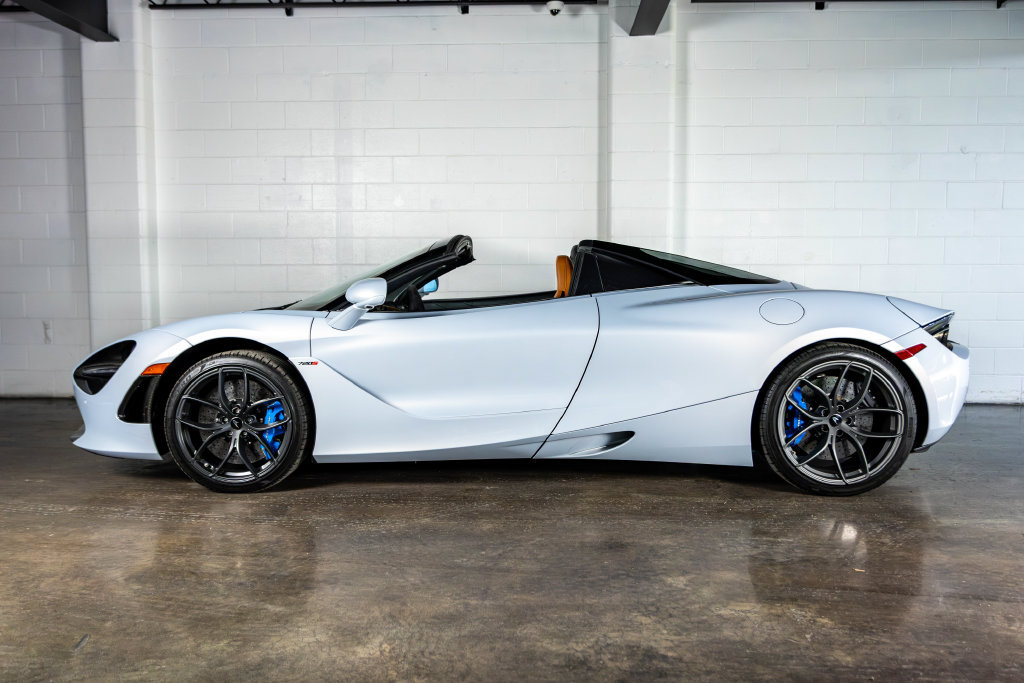 Used 2020 McLaren 720S Luxury photo 8