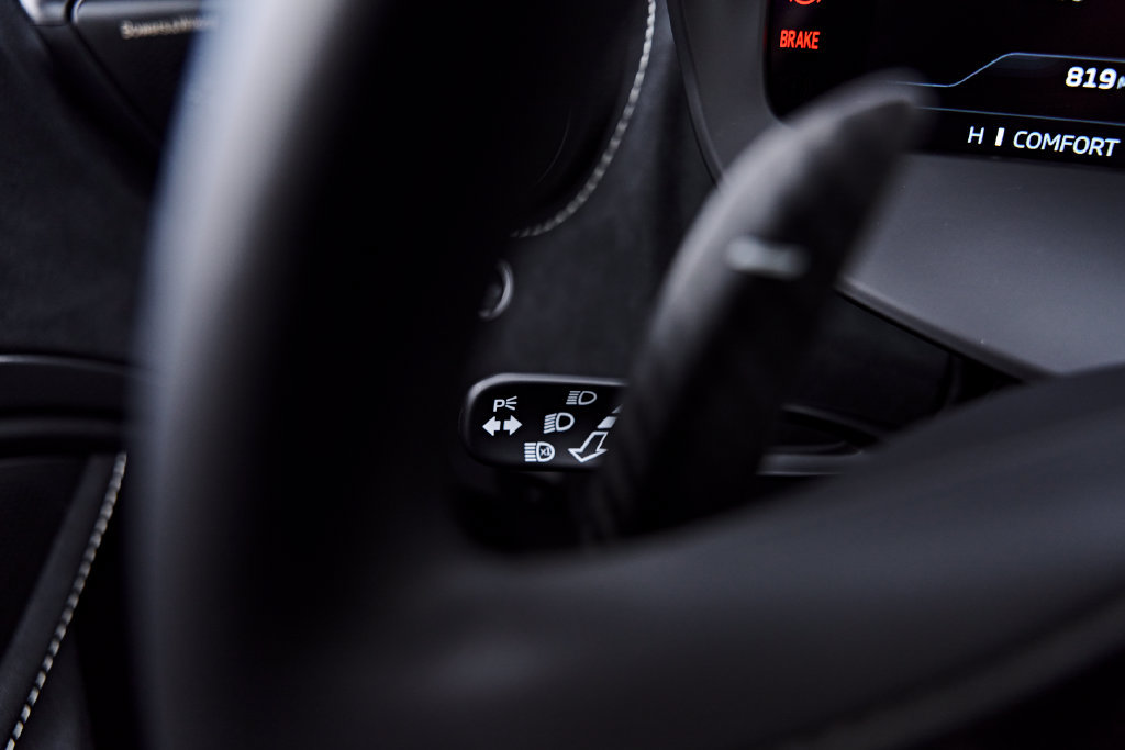 Used 2025 McLaren 750S Spider photo 65