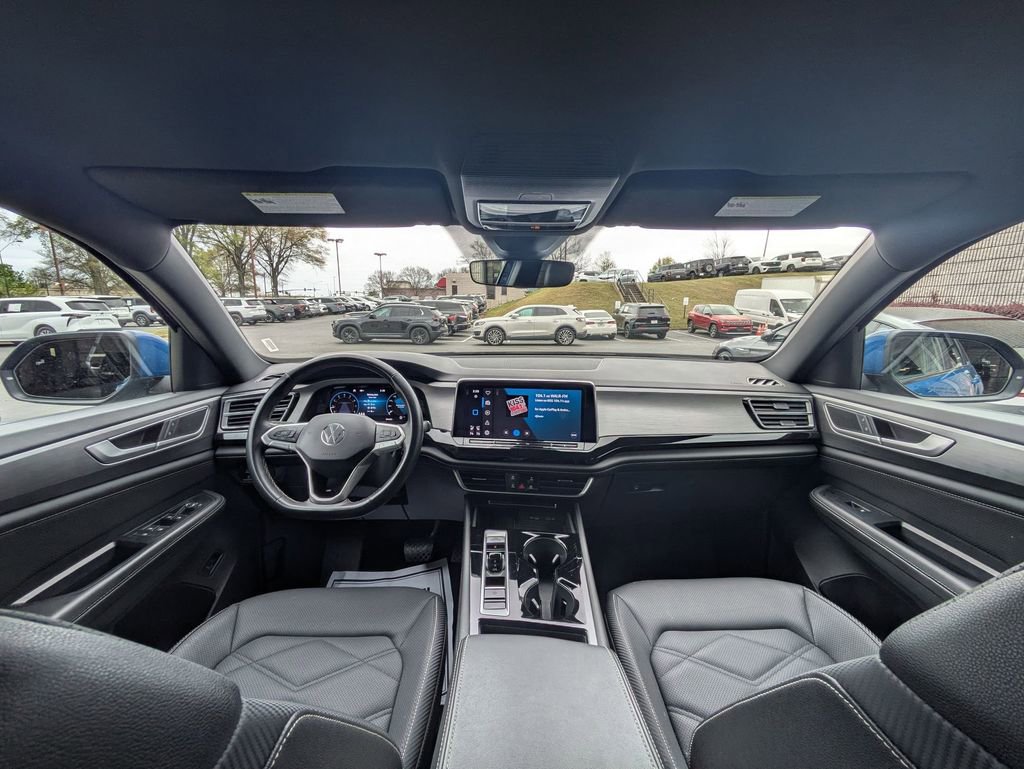 2025 Volkswagen Atlas Cross Sport SE