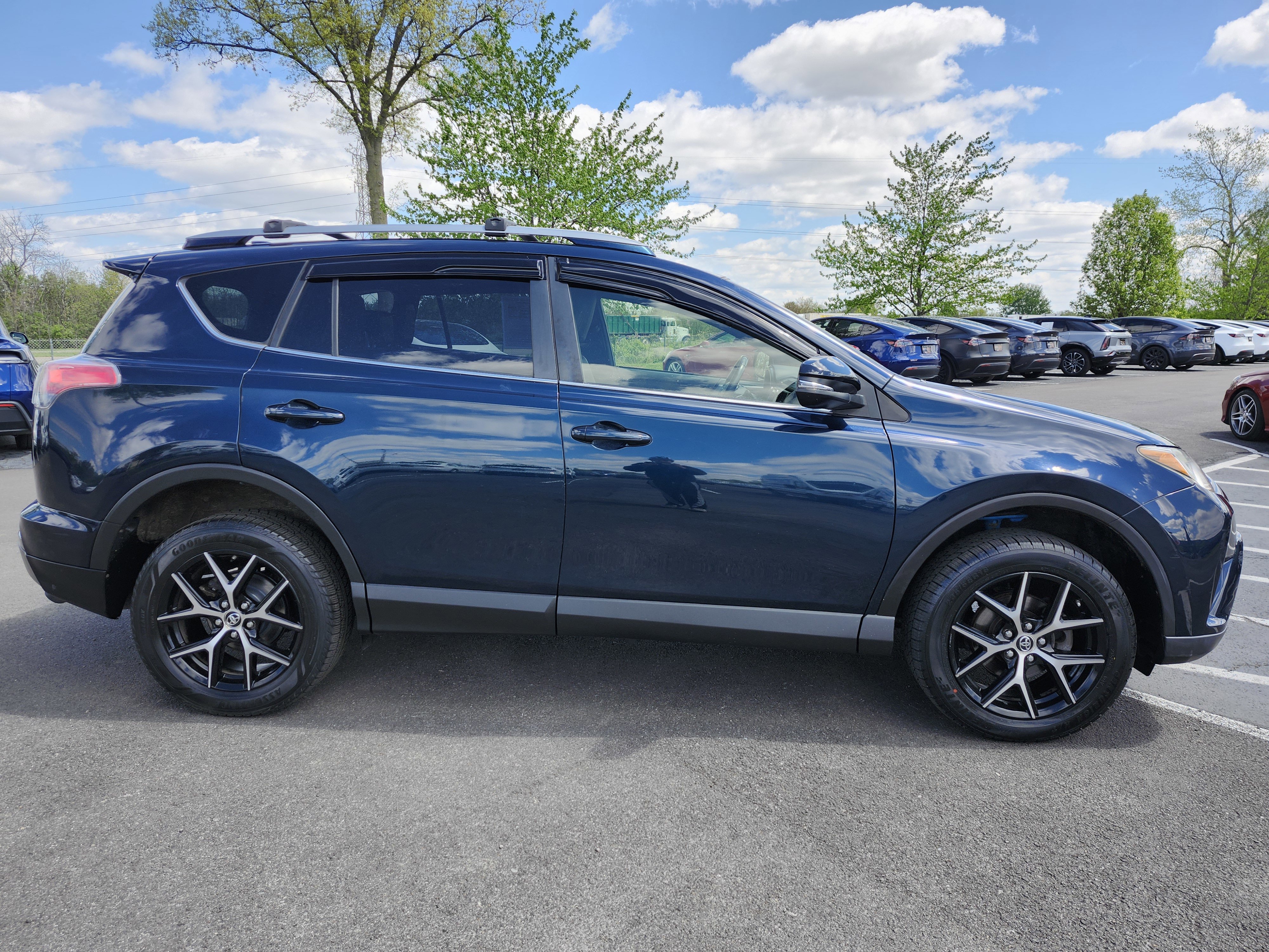 2017 Toyota Rav4 SE