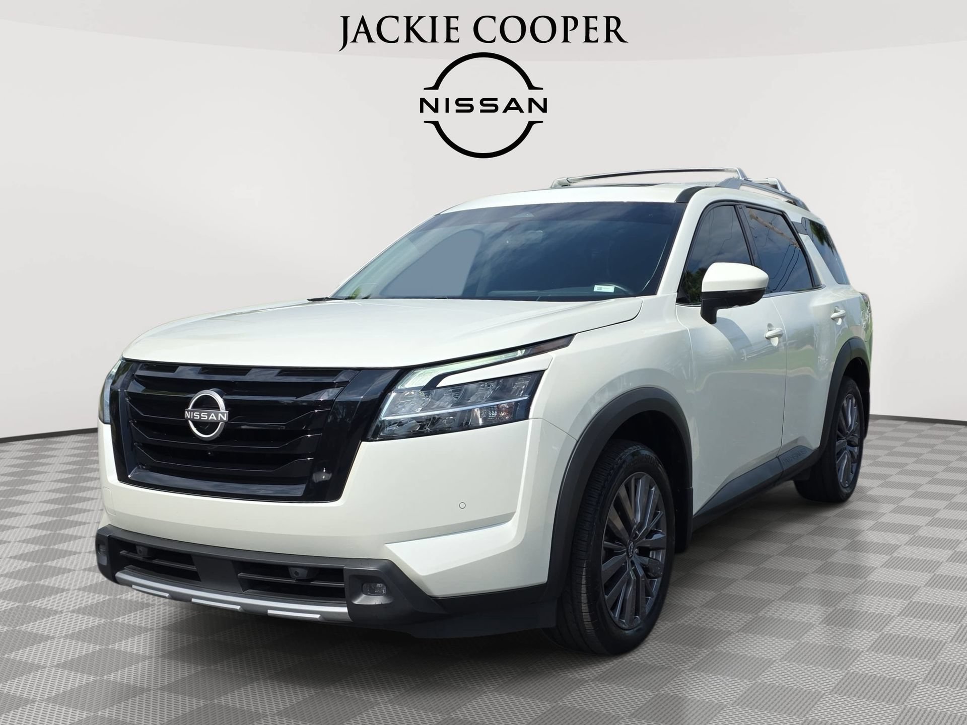 Used 2023 Nissan Pathfinder SL w/ SL Premium Package
