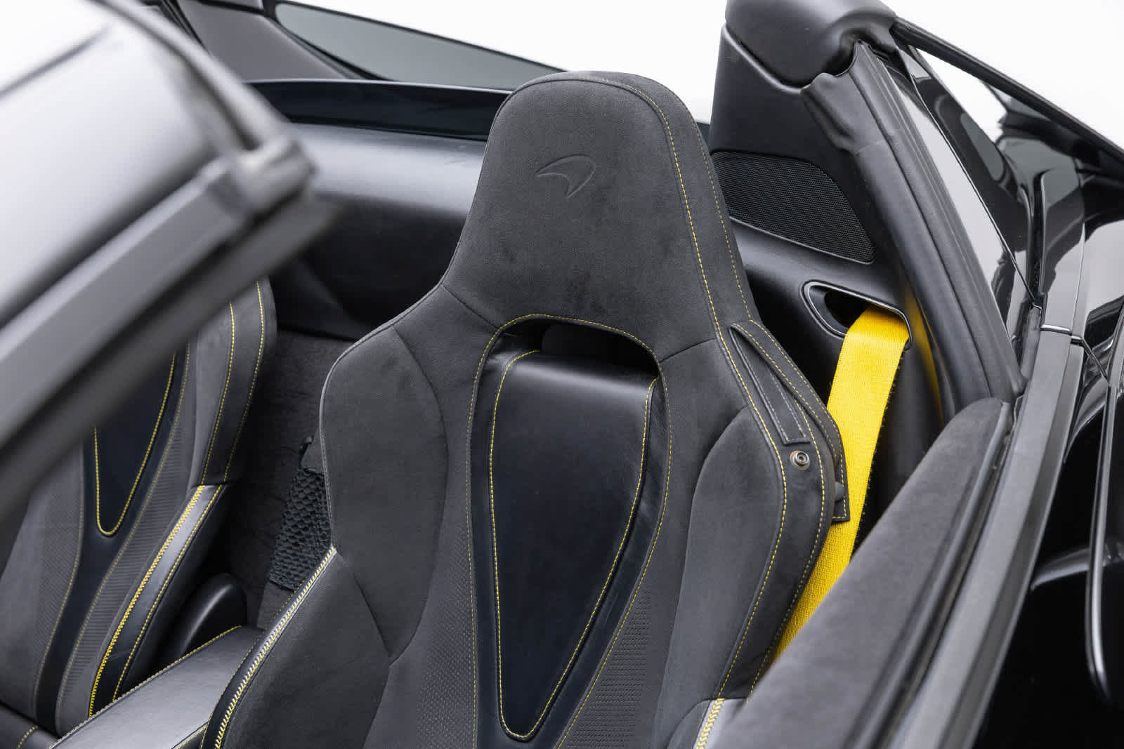 Used 2022 McLaren 720S Spider photo 46