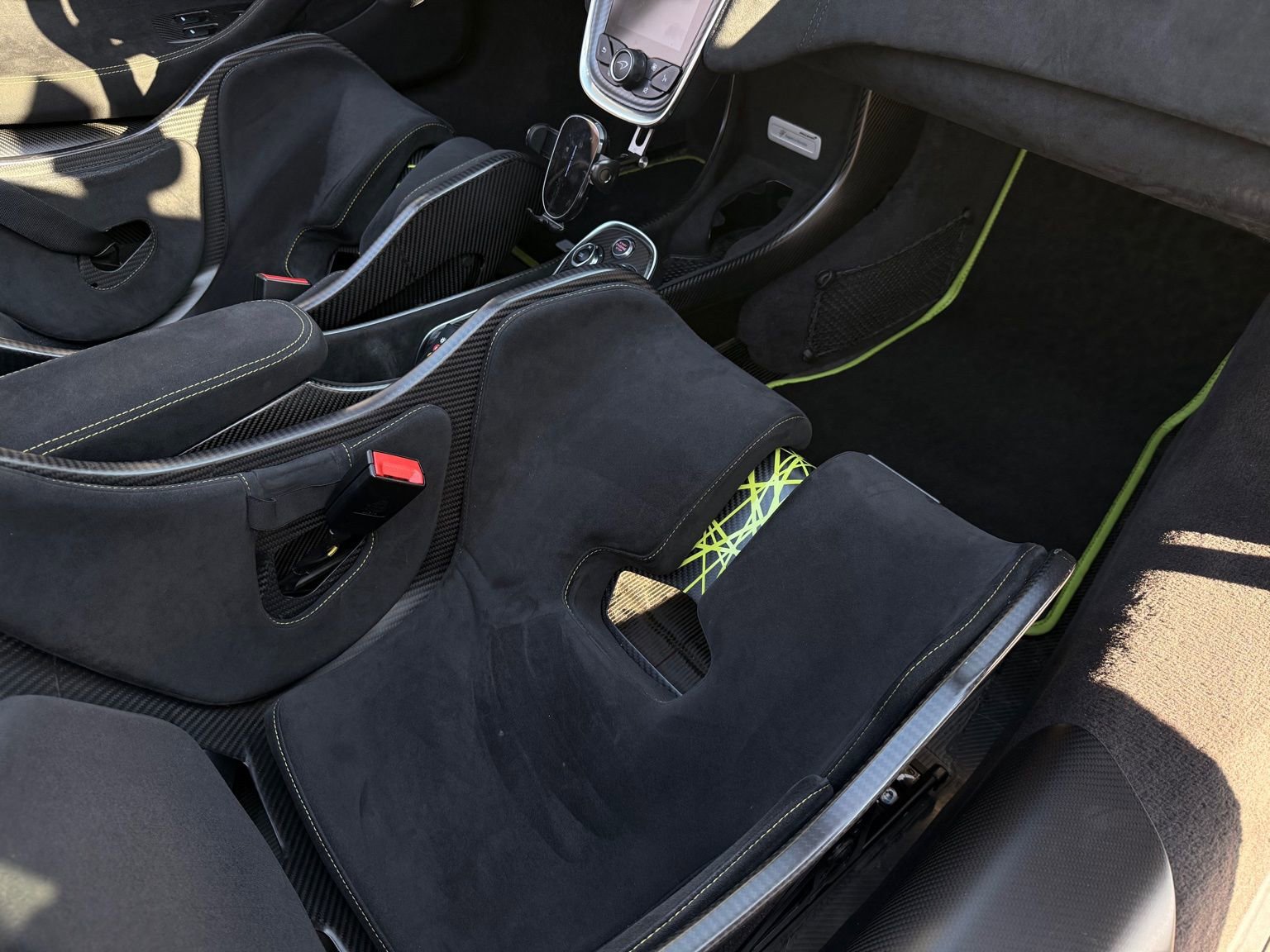 Used 2020 McLaren 600LT Spider photo 28