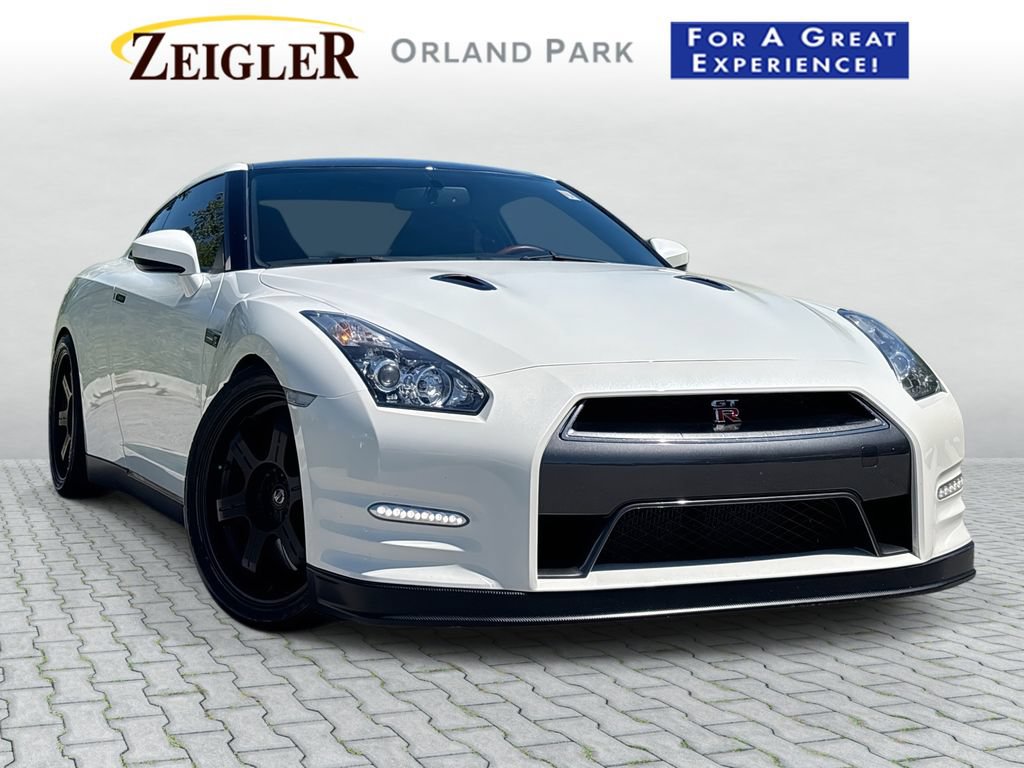 Used 2014 Nissan GT-R Black Edition