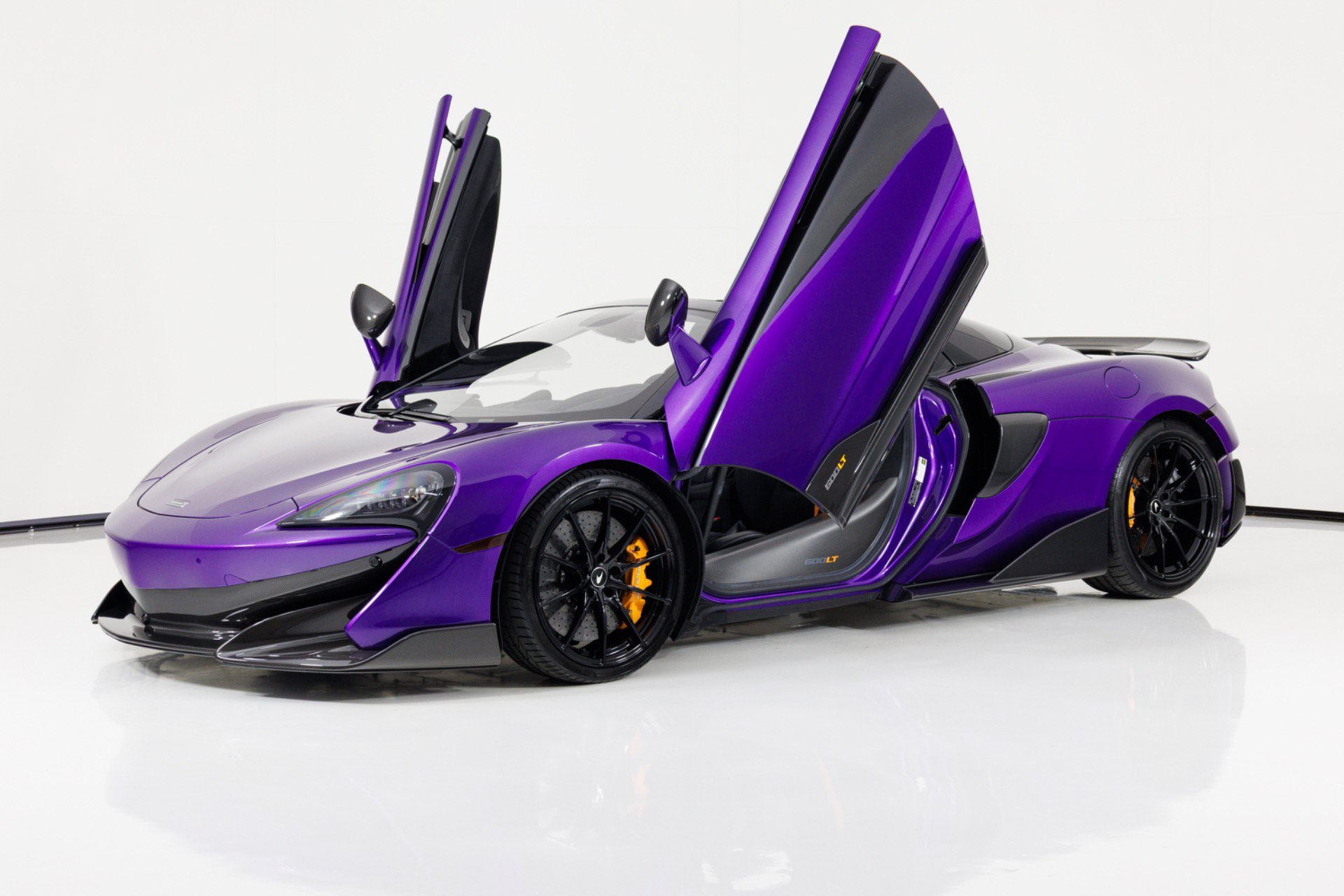 Used 2020 McLaren 600LT Spider photo 10