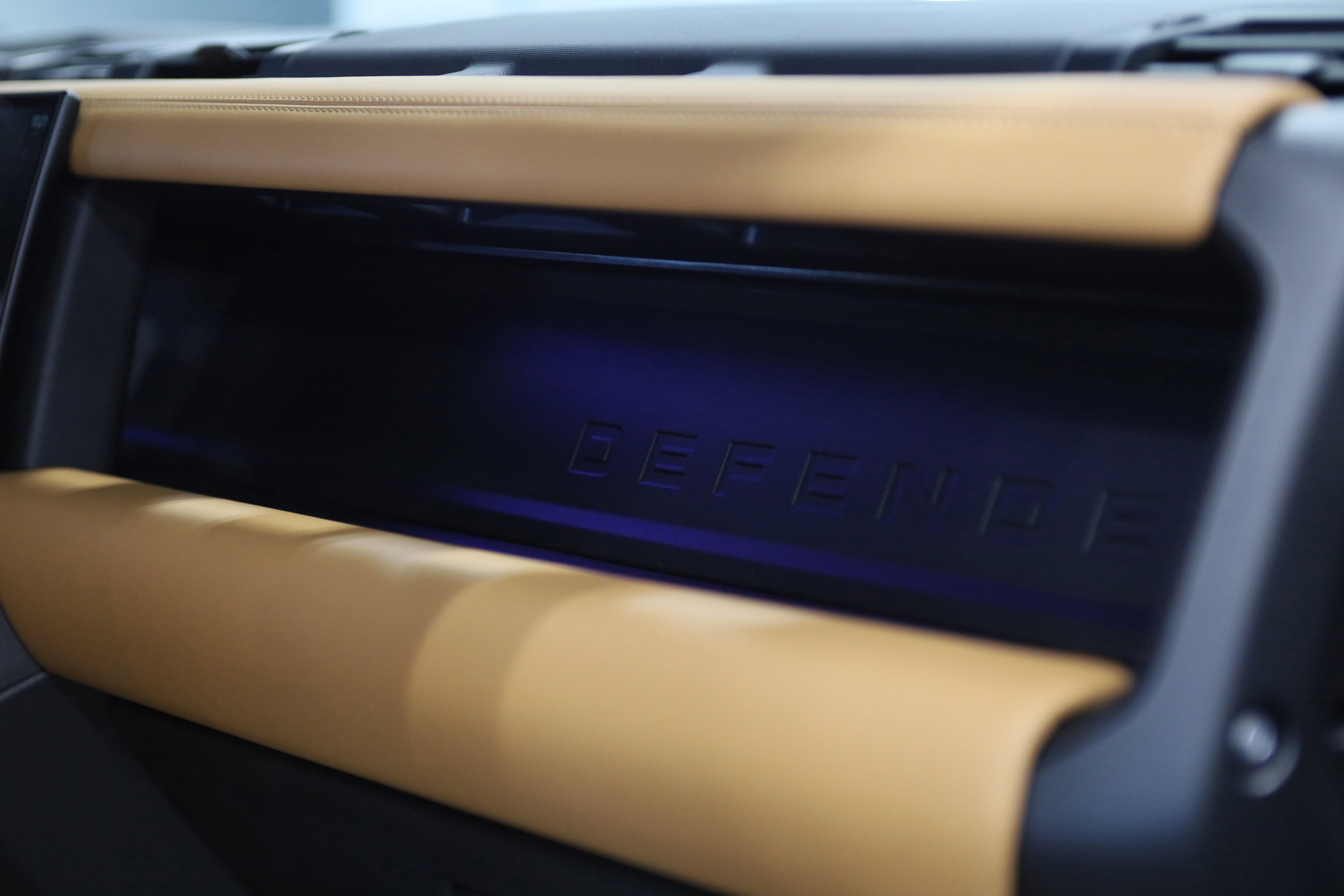 2023 Land Rover Defender 110 Carpathian Edition