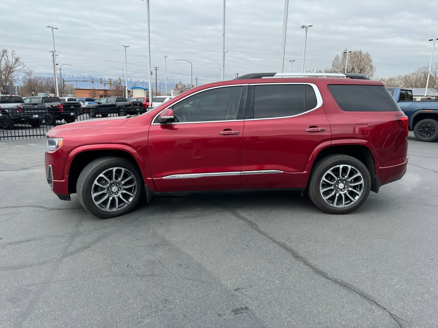 2020 GMC Acadia Denali