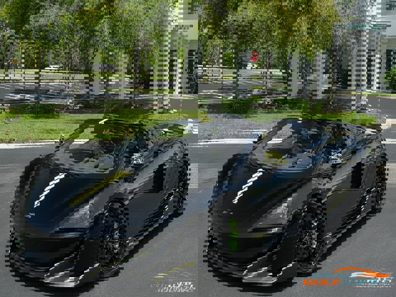 Used 2020 McLaren 600LT Spider photo 11