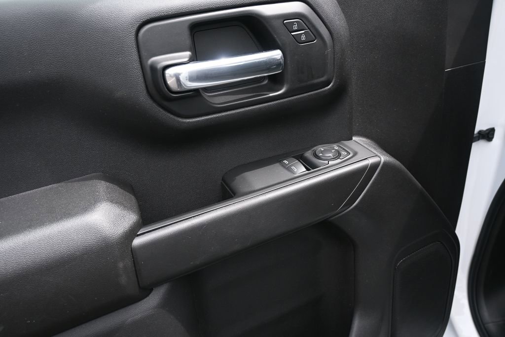 2025 Chevrolet Silverado 1500 W/T