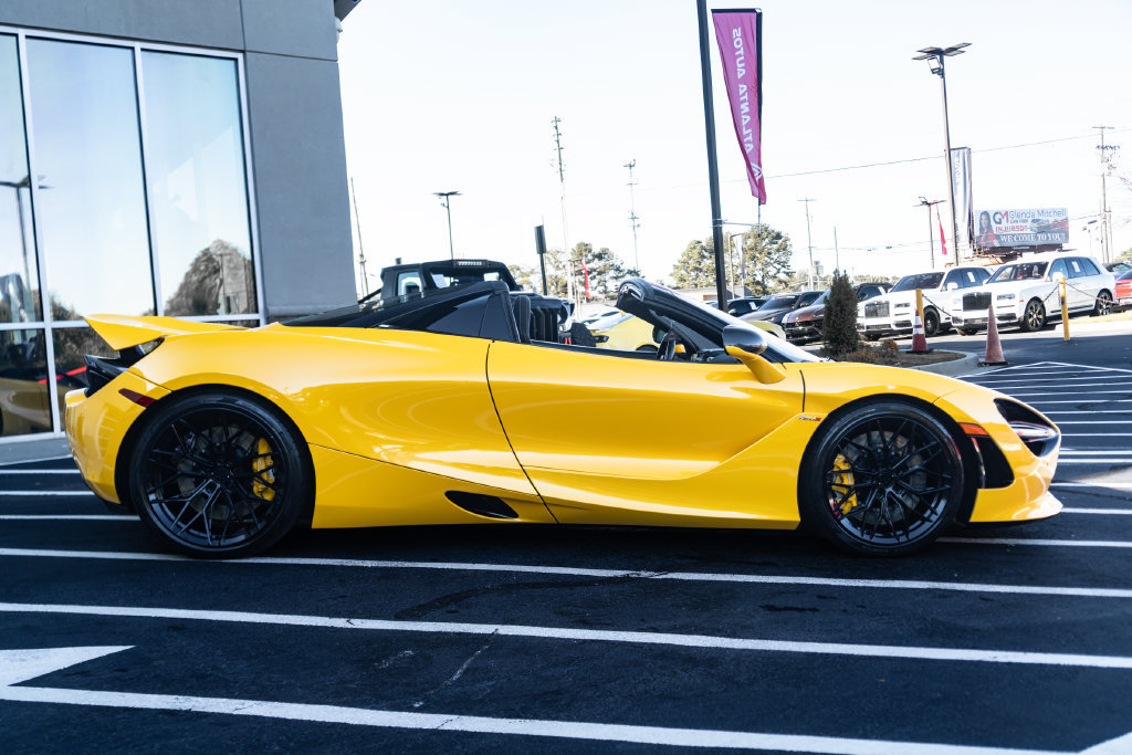 Used 2021 McLaren 720S Luxury photo 11