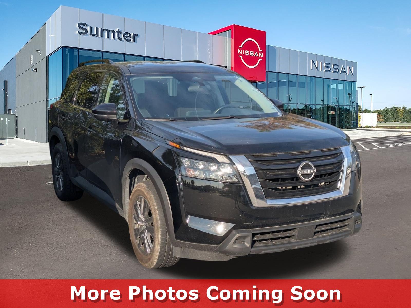 Certified 2025 Nissan Pathfinder SV