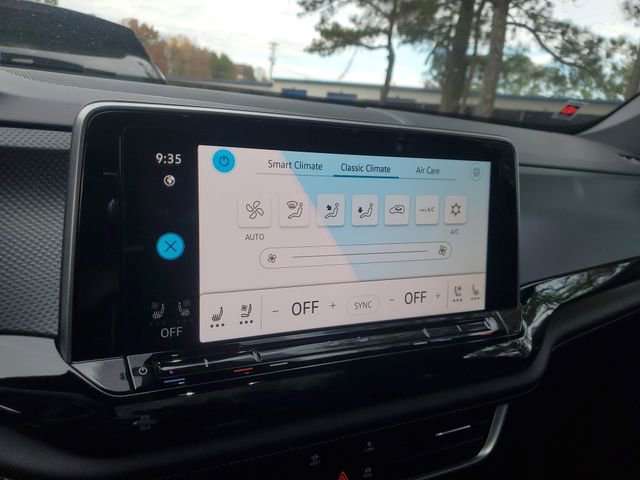 2026 Volkswagen Atlas Cross Sport SEL Premium R-Line