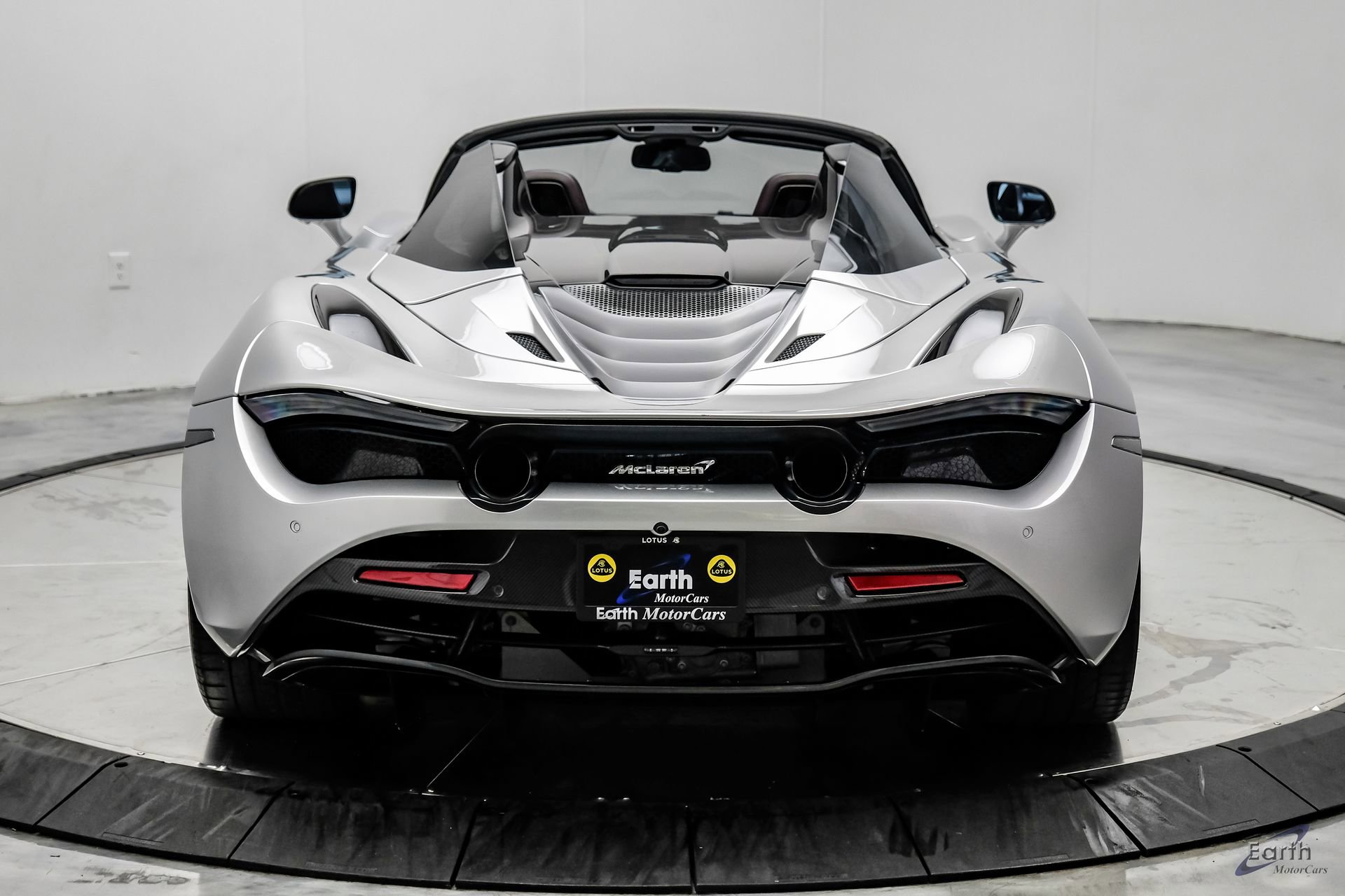 Used 2020 McLaren 720S Luxury photo 16