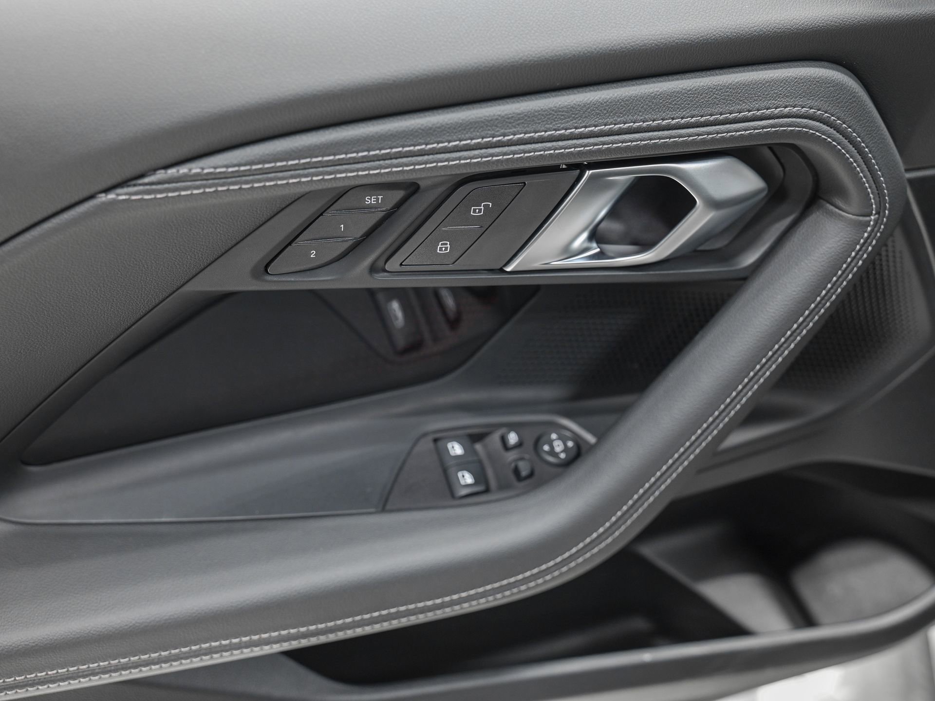 2025 BMW M240i xDrive Coupe