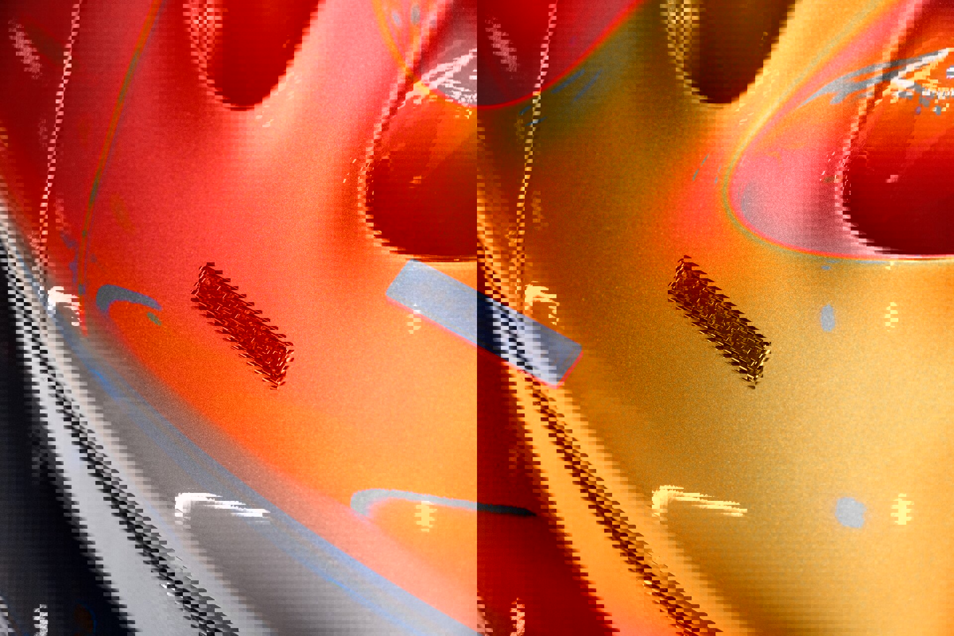 Used 2014 McLaren P1 photo 37