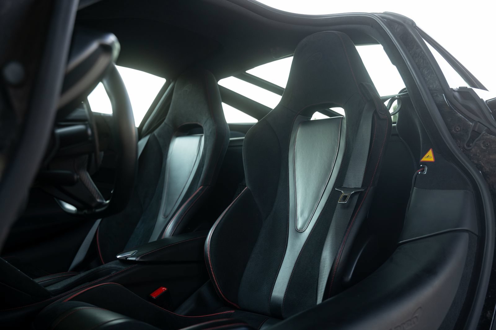 Used 2021 McLaren 720S Performance photo 16