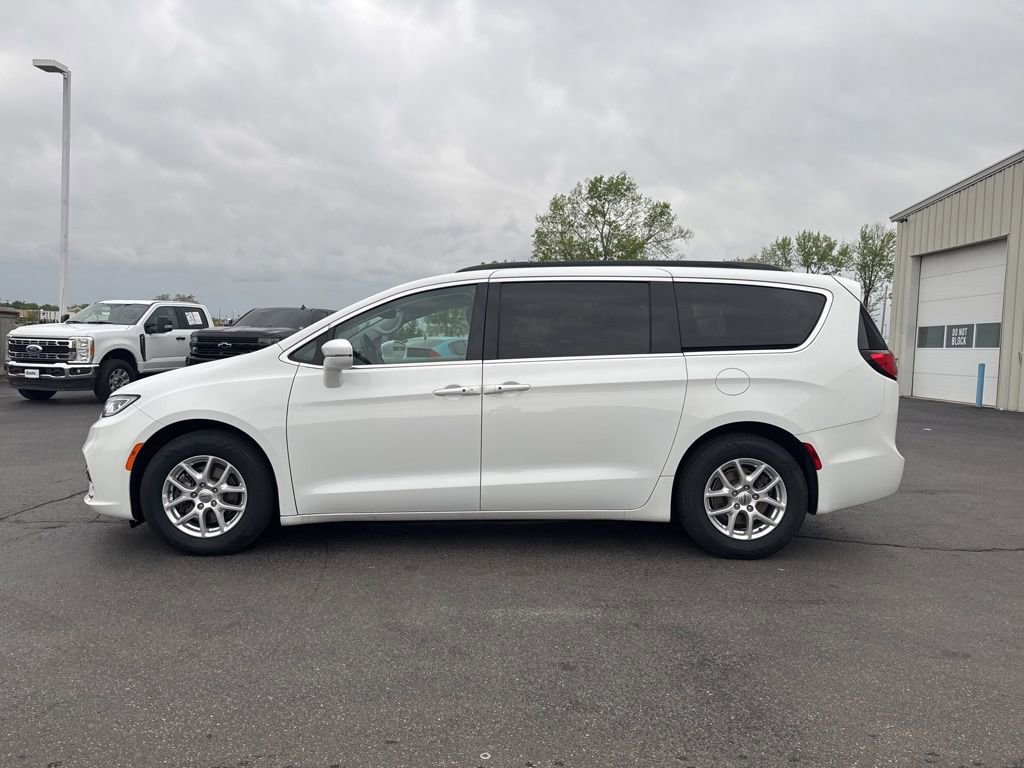 2022 Chrysler Pacifica Touring-L