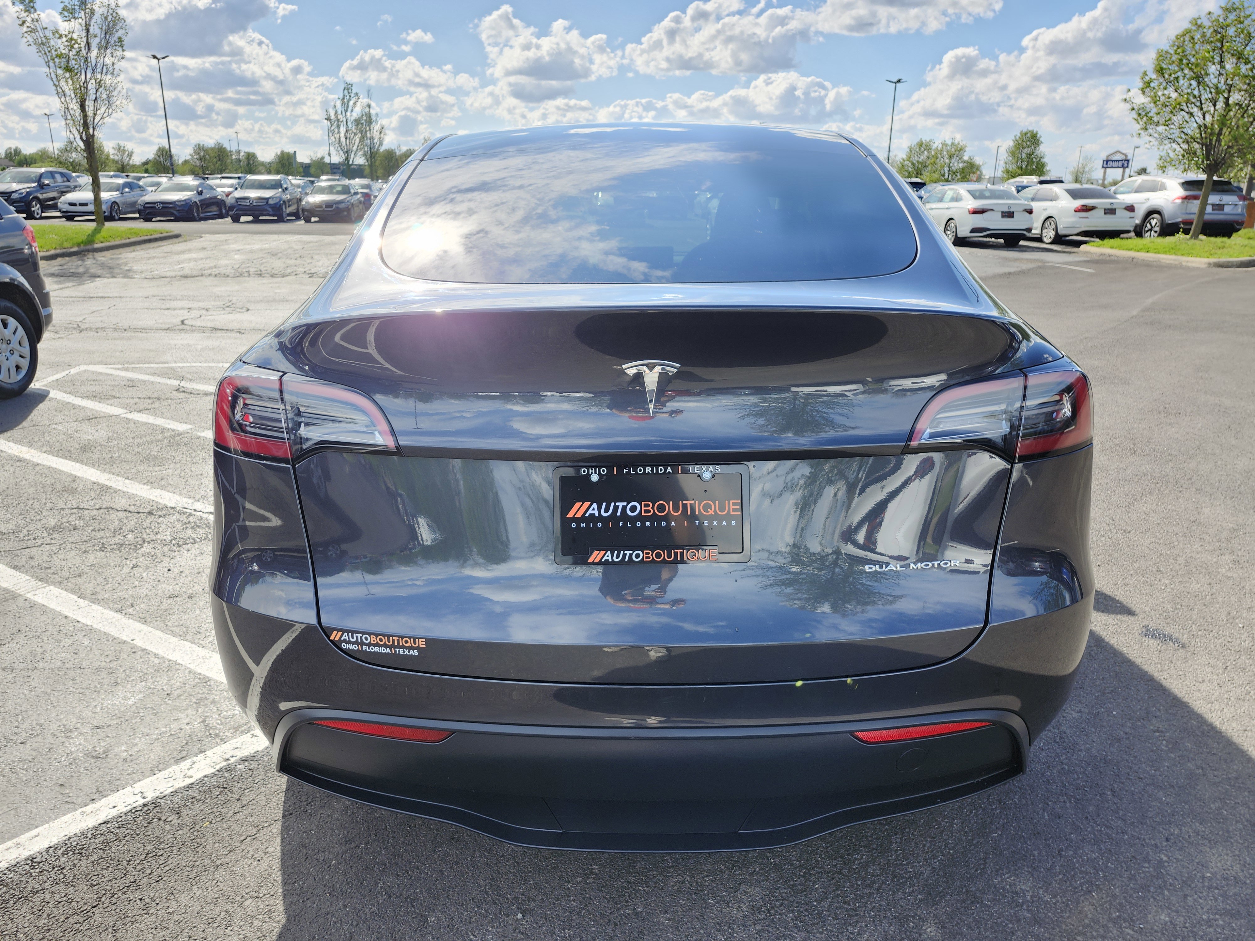 2024 Tesla Model Y Long Range