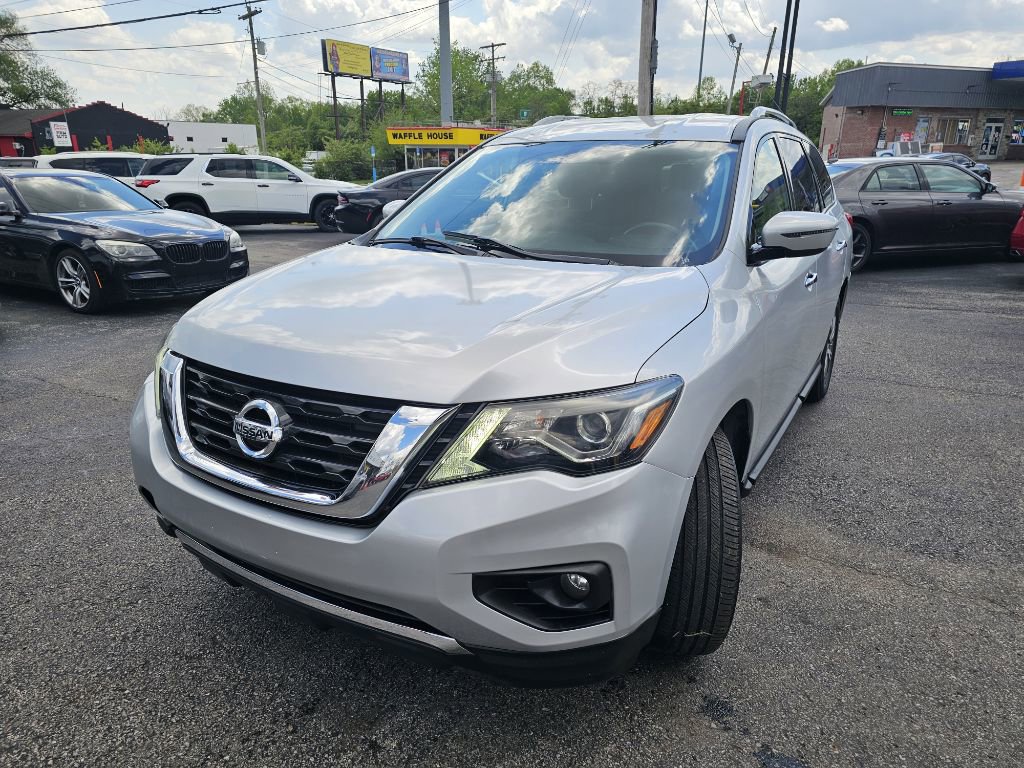 2020 Nissan Pathfinder SV