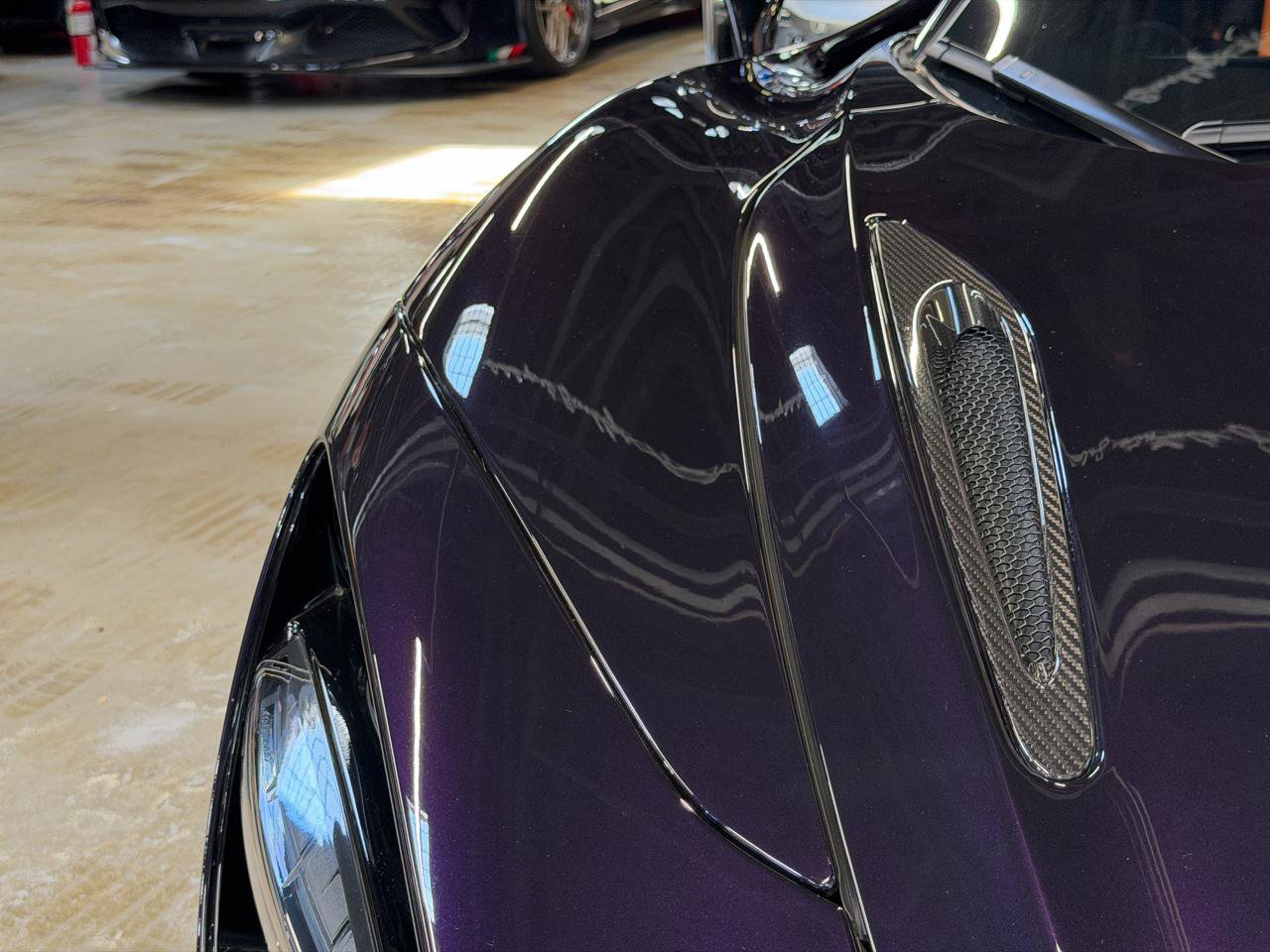 Used 2022 McLaren 720S Performance photo 13