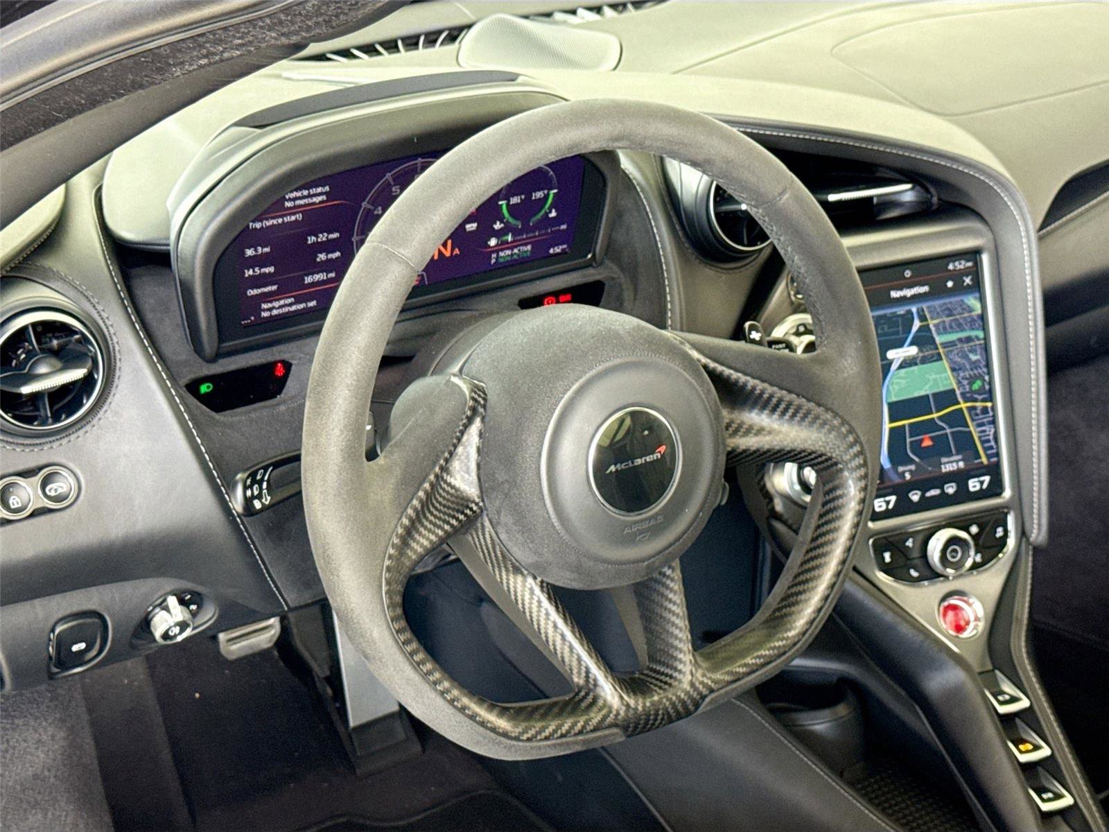 Used 2018 McLaren 720S photo 15