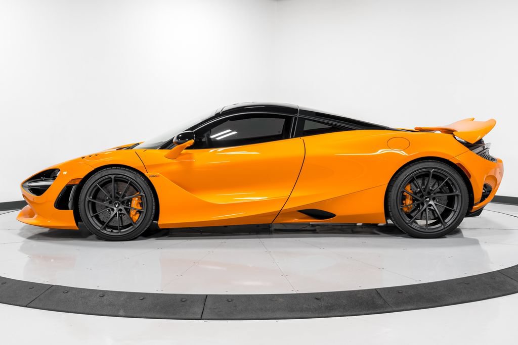 Used 2026 McLaren 750S photo 6