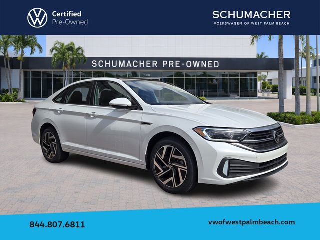 Certified 2022 Volkswagen Jetta SEL