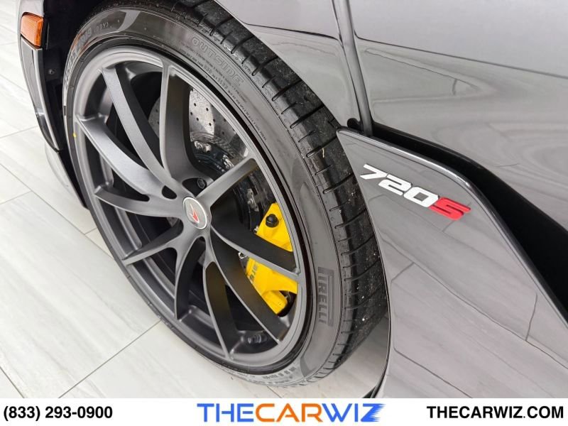 Used 2018 McLaren 720S Performance photo 14
