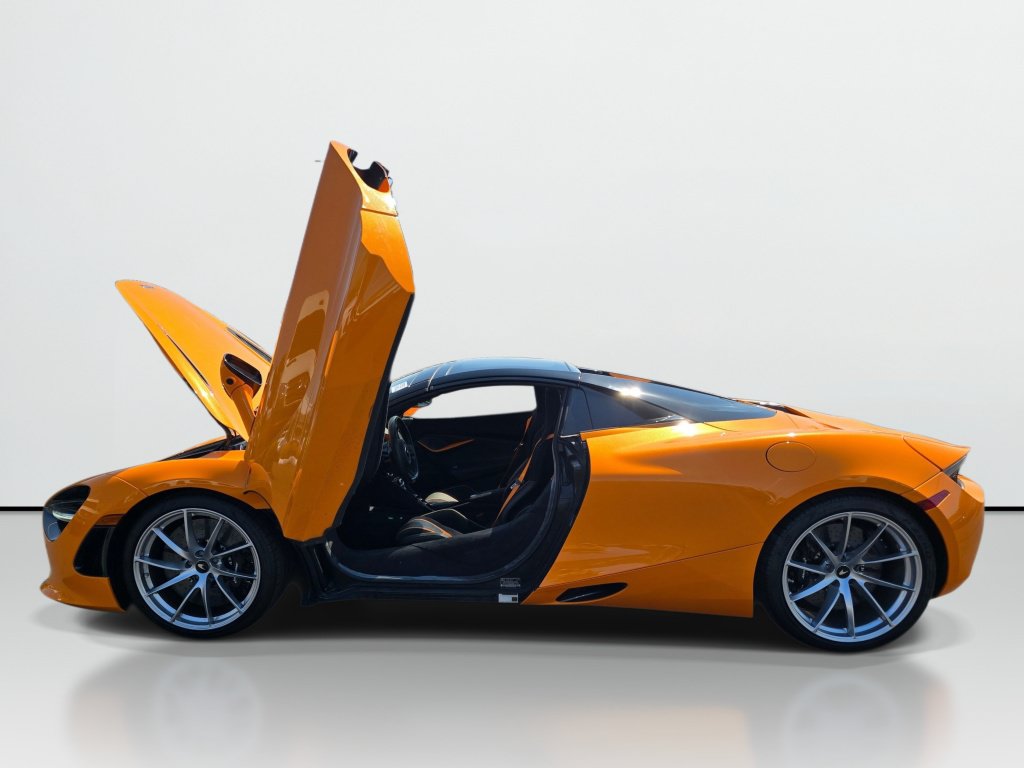 Used 2022 McLaren 720S Performance photo 9