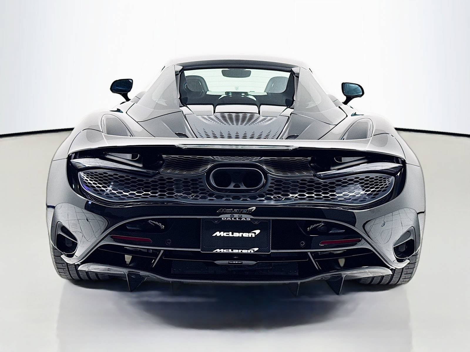Used 2026 McLaren 750S Spider photo 6