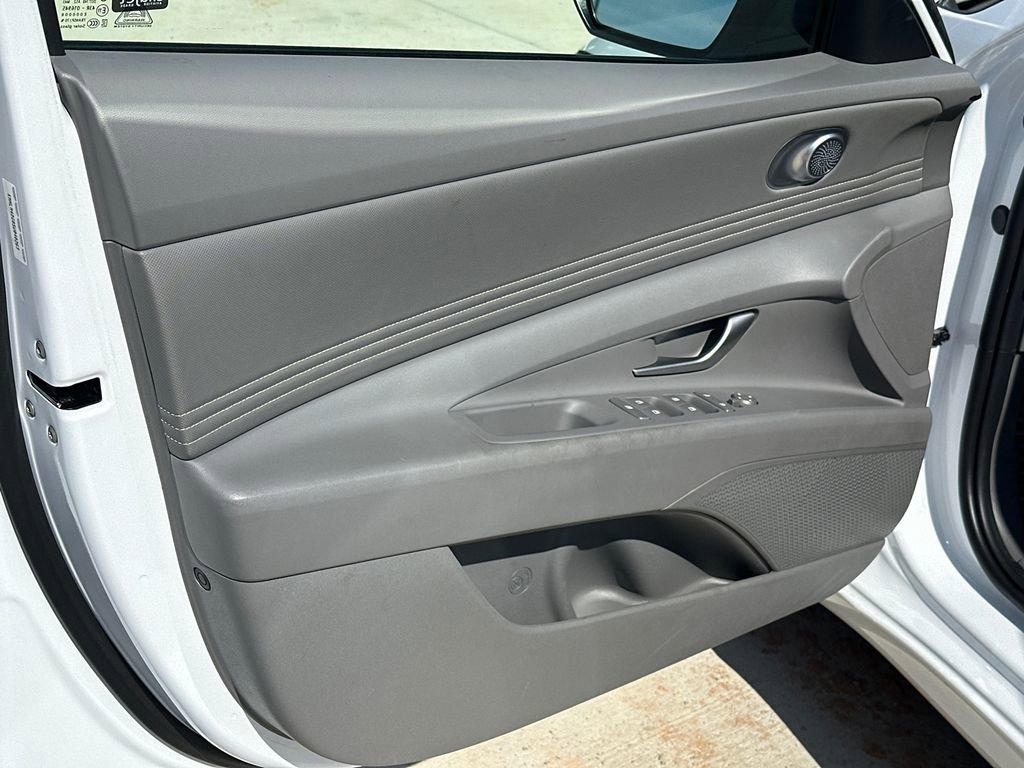 2025 Hyundai Elantra Sport