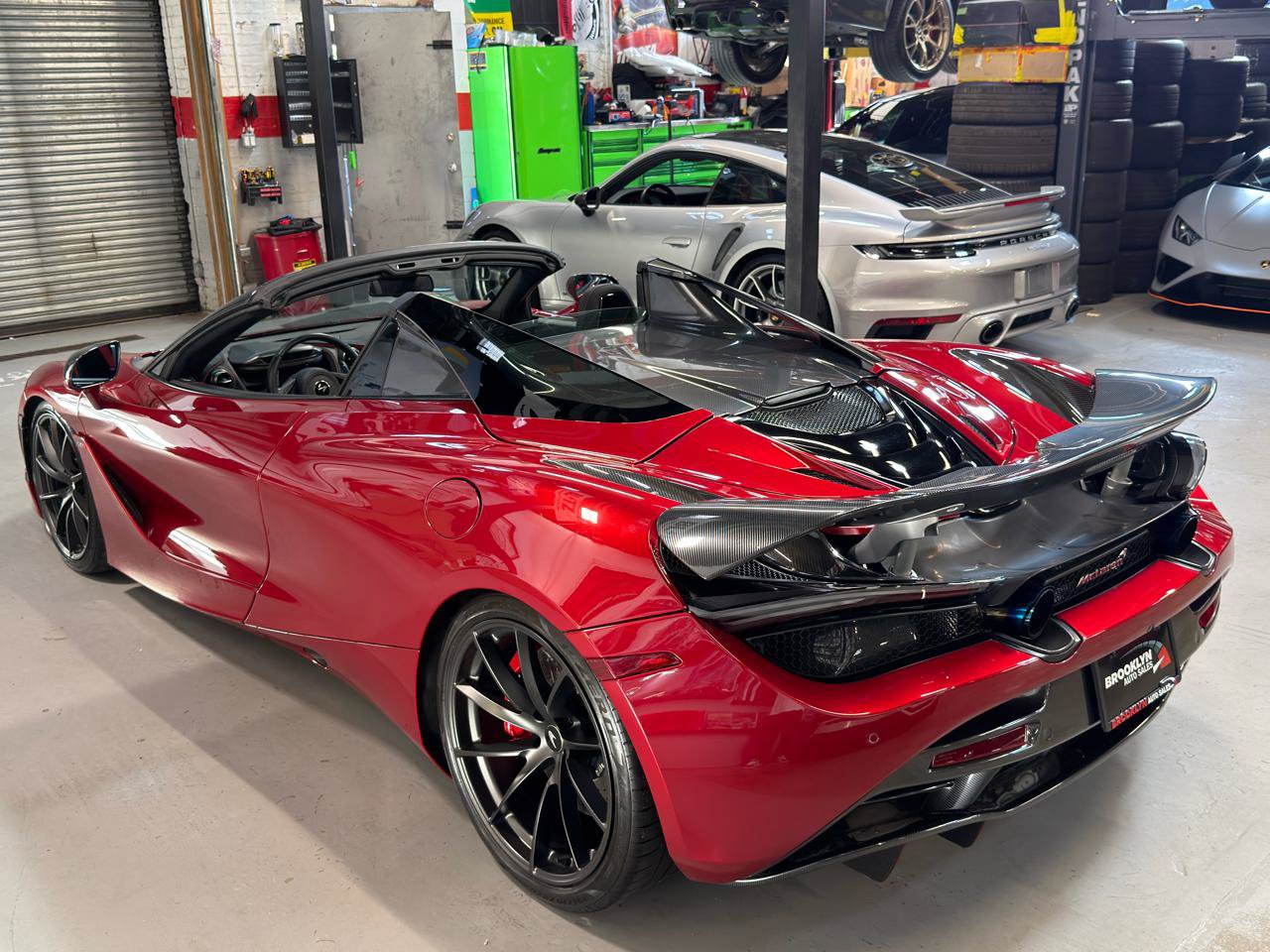 Used 2022 McLaren 720S Spider photo 11