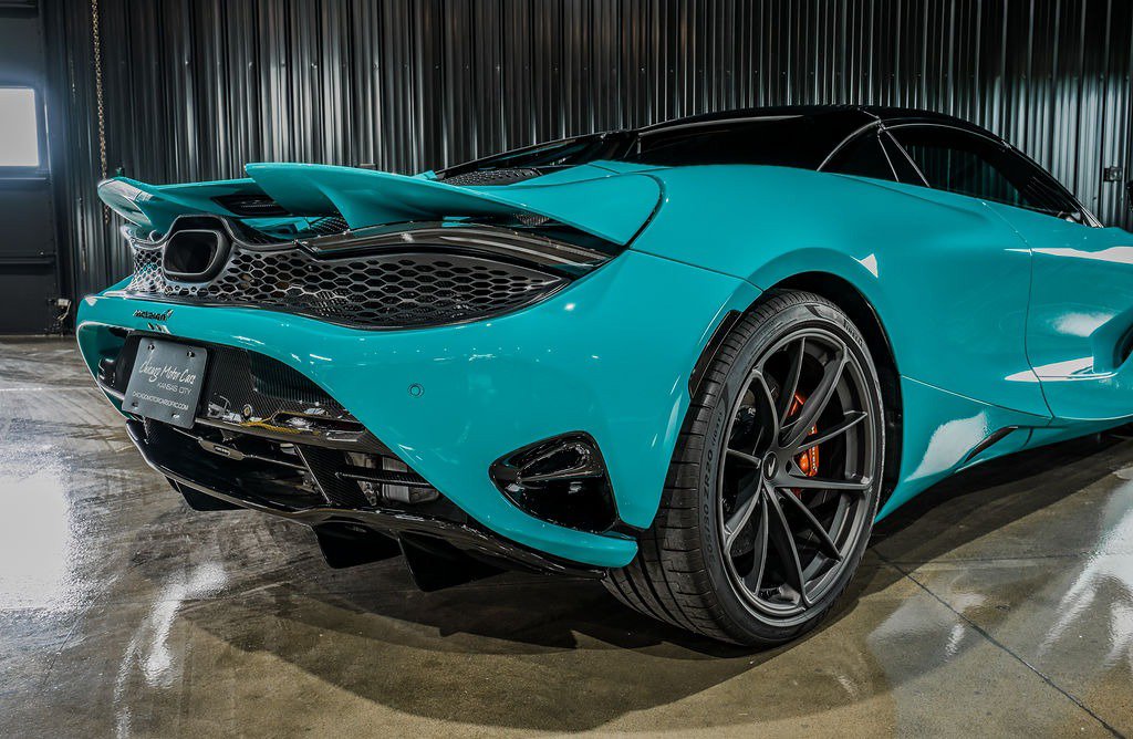 Used 2025 McLaren 750S Spider photo 19