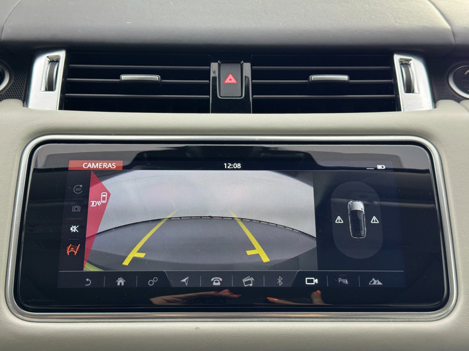 2022 Land Rover Range Rover Sport SVR Carbon Edition