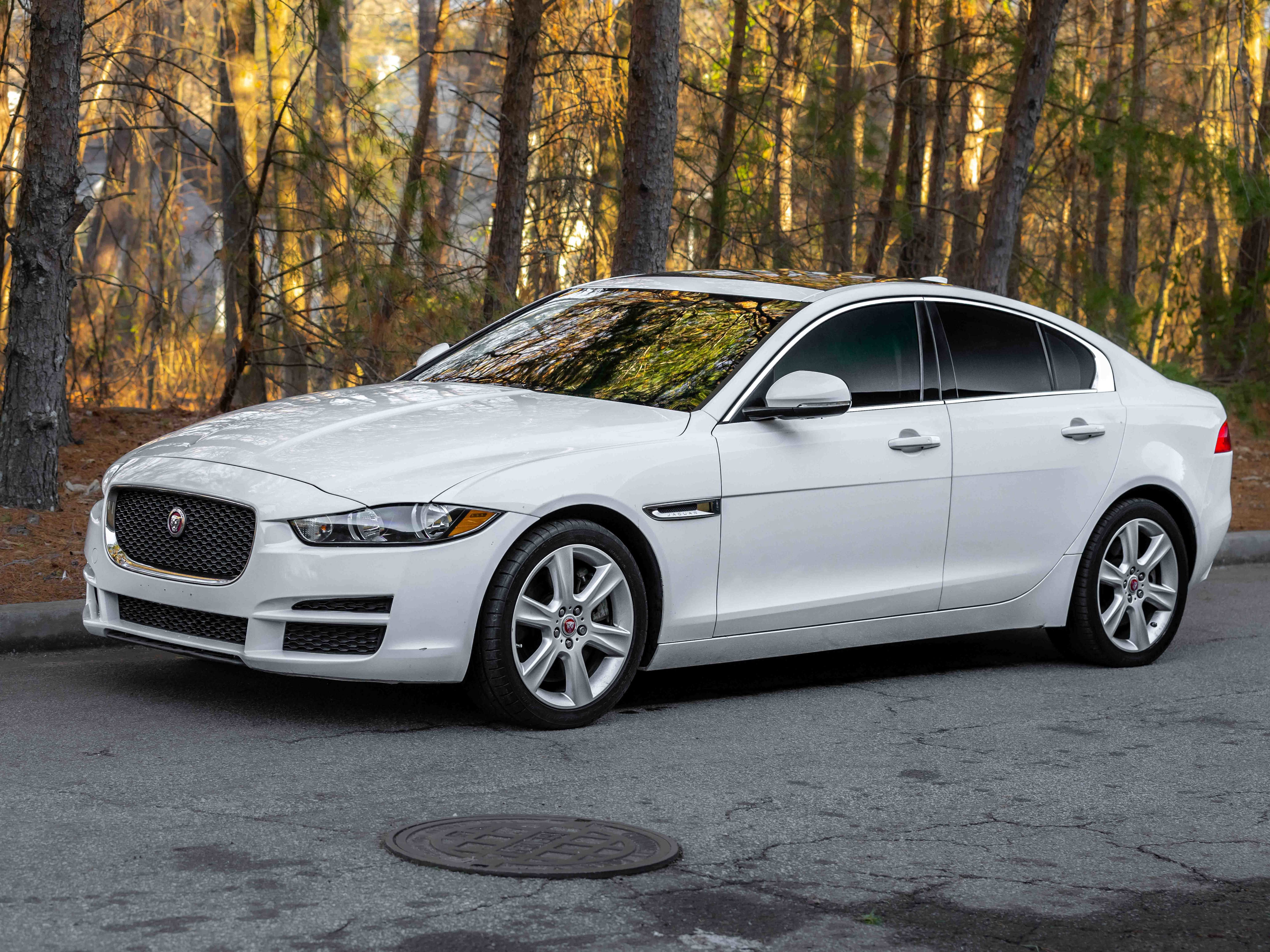 2019 Jaguar XE Premium