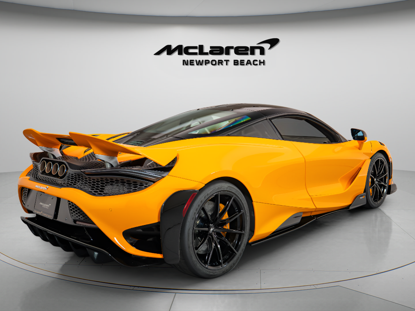 Used 2021 McLaren 765LT photo 6