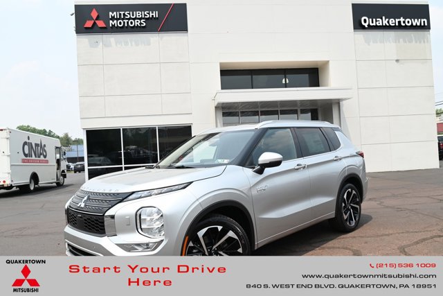 New 2023 Mitsubishi Outlander SEL