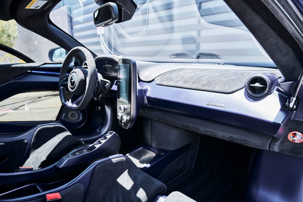 Used 2019 McLaren Senna photo 47