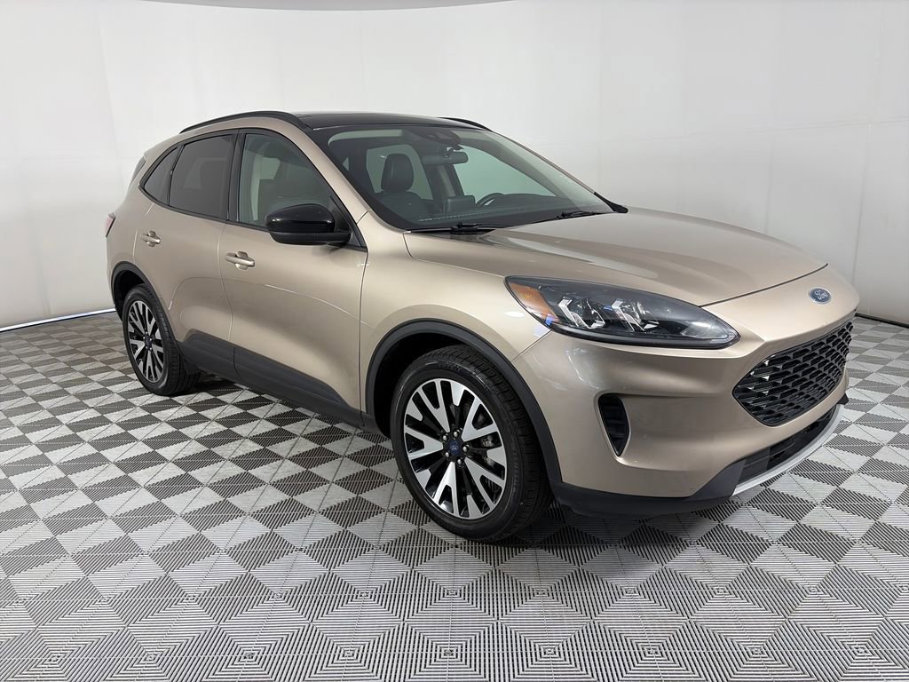 2020 Ford Escape SE Sport