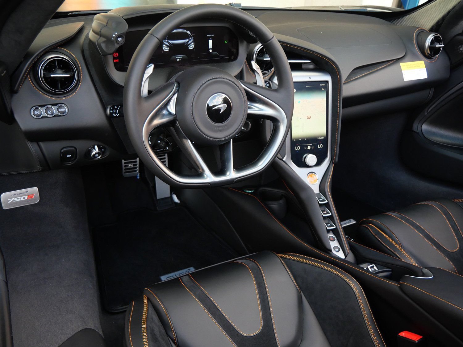 Used 2026 McLaren 750S Spider photo 9