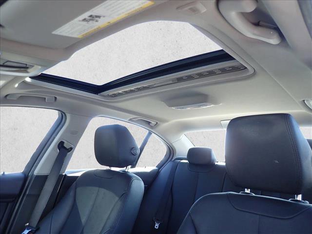 2017 BMW 320i xDrive Sedan